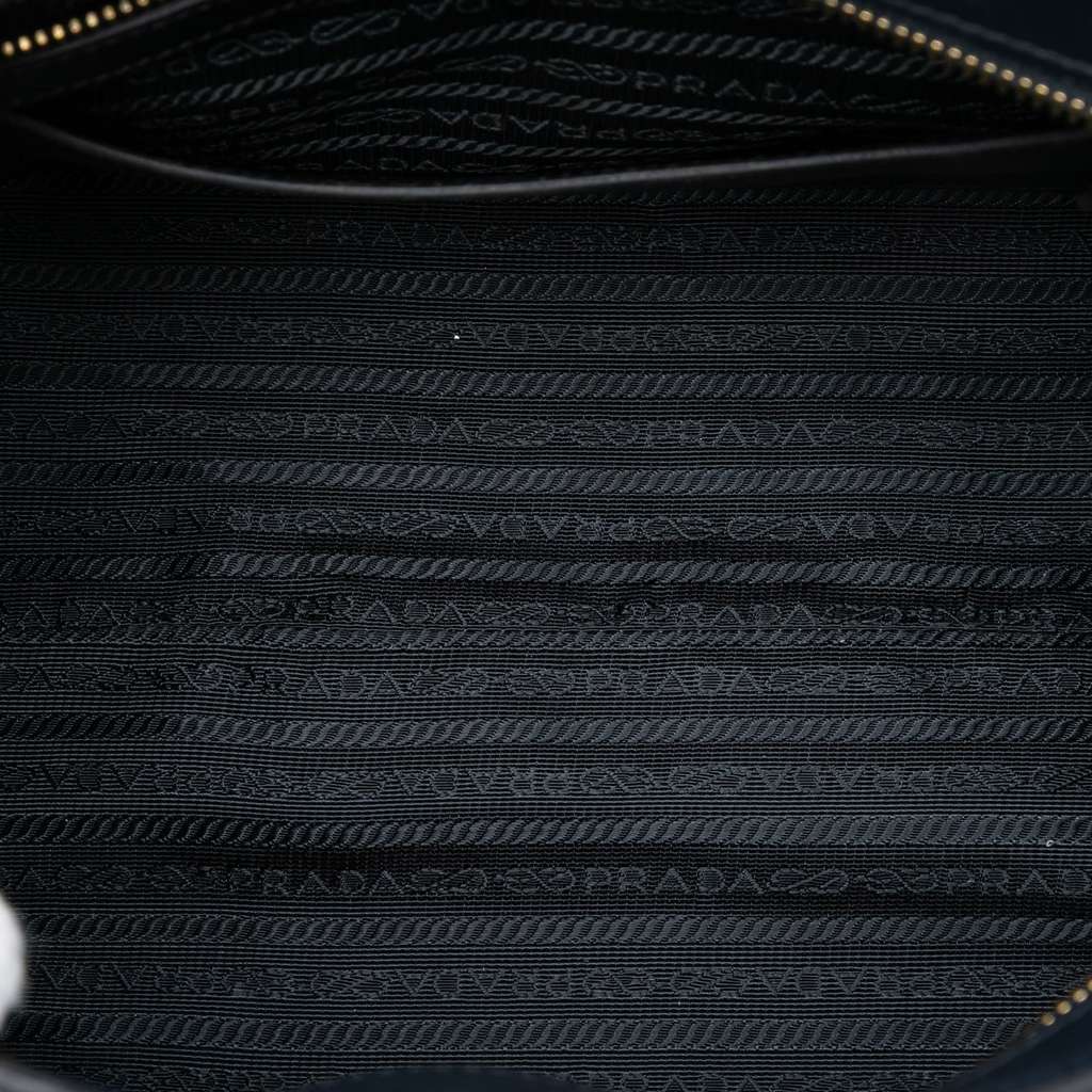 Prada Medium Saffiano Trimmed City Calf Greca Esplanade Satchel Blue Leather Very good - Model View