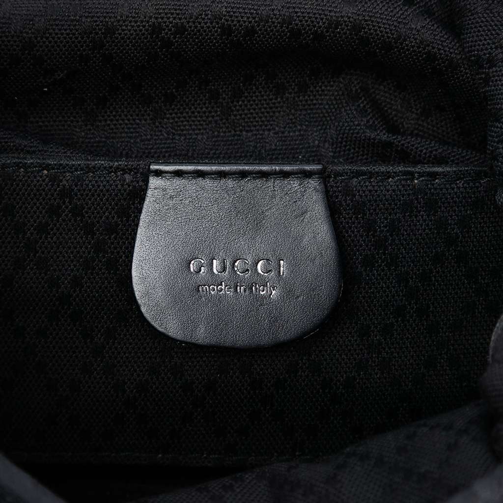 Gucci Nylon Shoulder Bag Black Very good - Box View