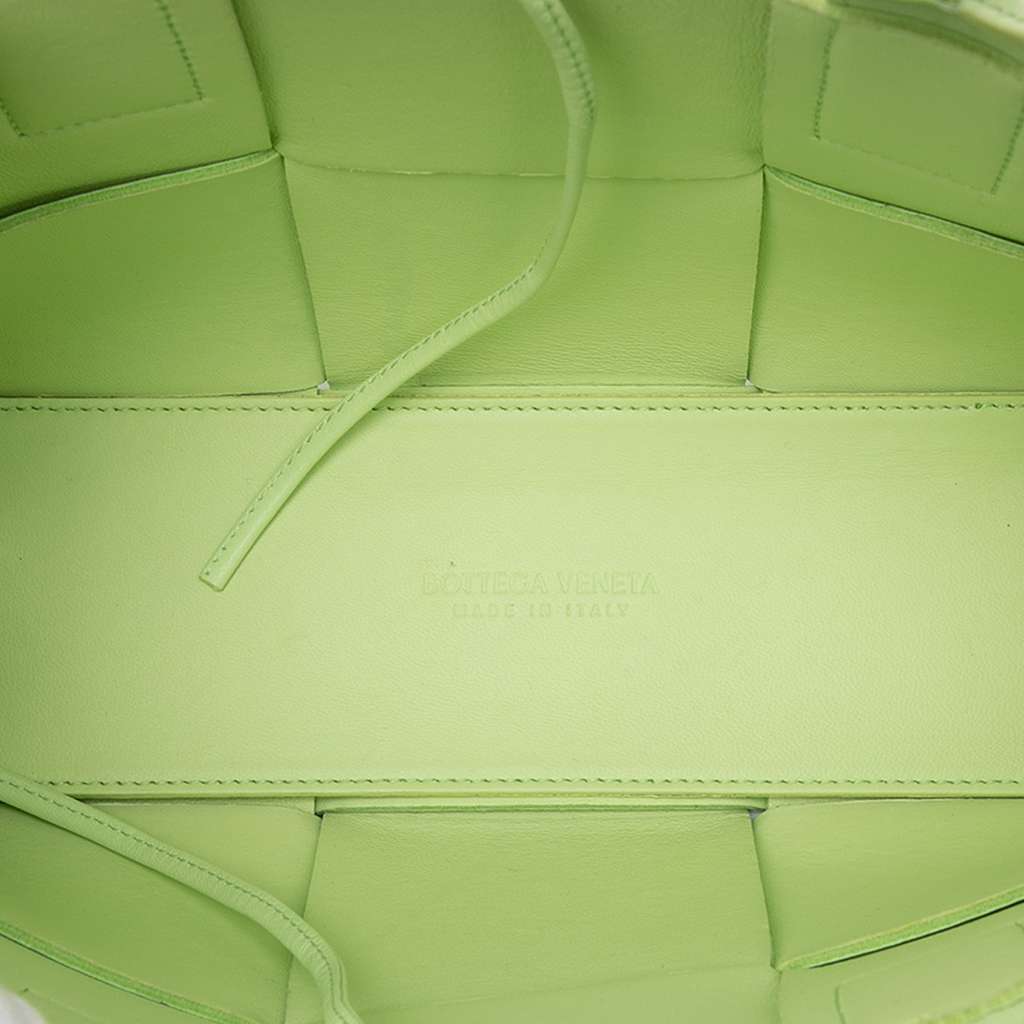 Bottega Veneta Mini Nappa Maxi Intrecciato Arco Tote Green Leather Very good - Model View