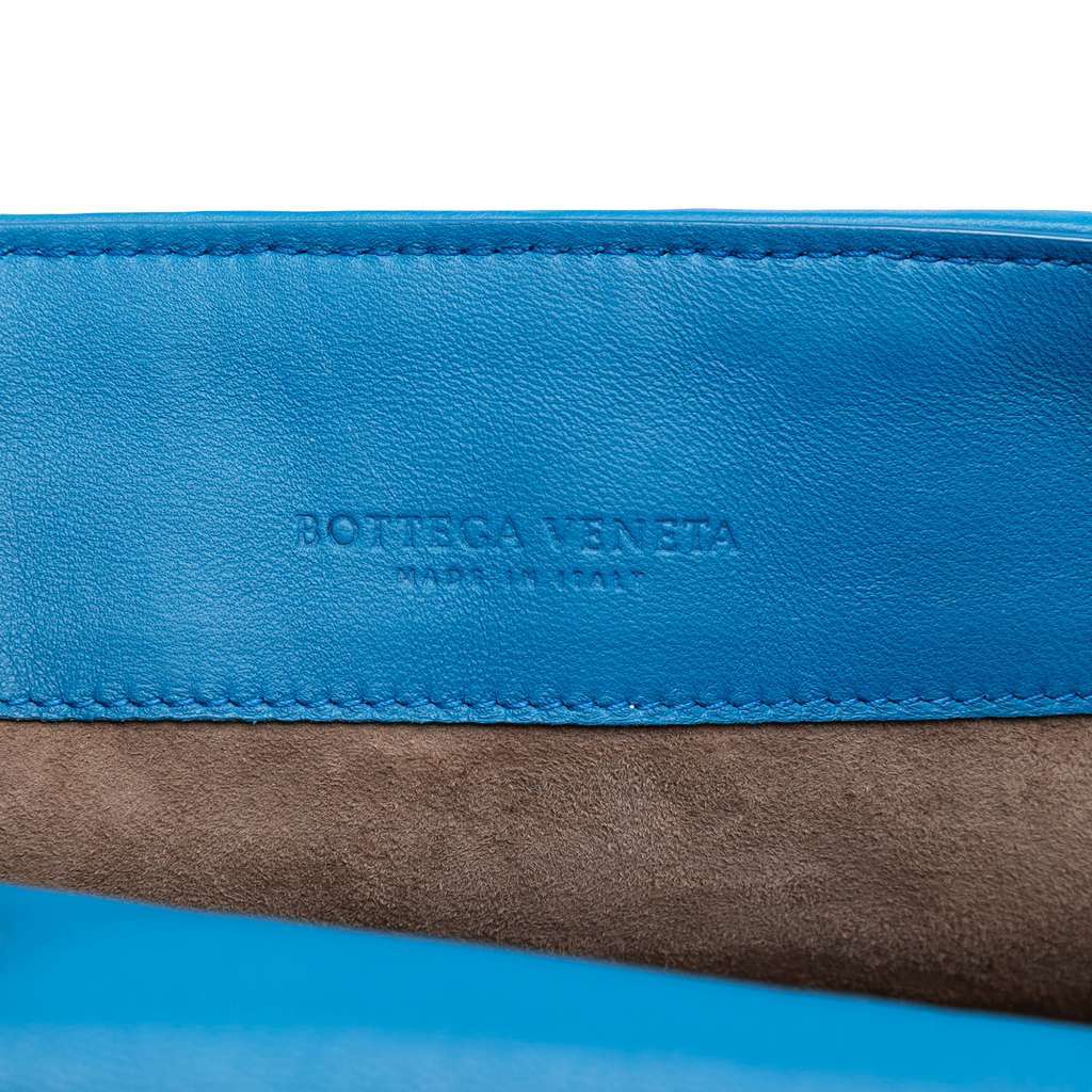 Bottega Veneta Nappa Intrecciato Flap Crossbody Blue Leather Very good - Box View