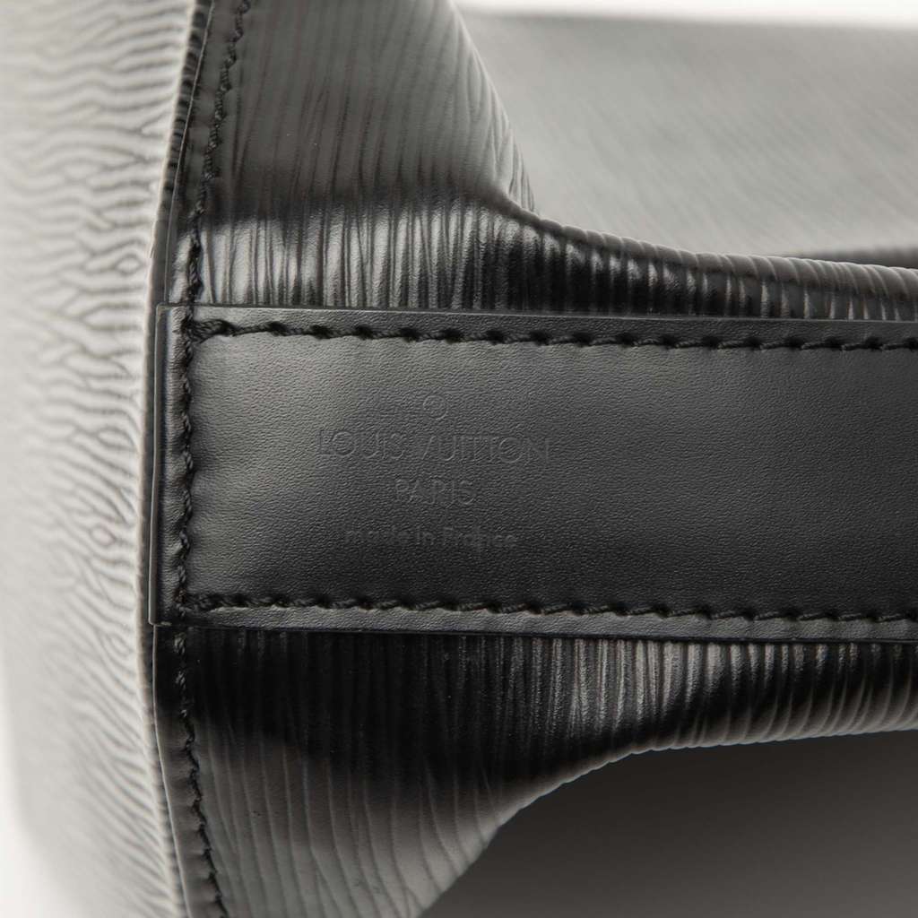 Louis Vuitton Epi Sac D Epaule PM Black Leather Very good - Box View