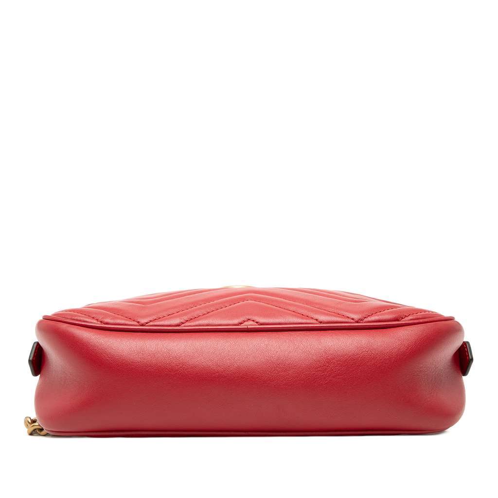Gucci Small GG Marmont Matelasse Leather Crossbody Red Leather Very good - Inside View