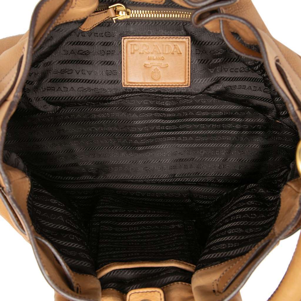 Prada Vitello Daino Shoulder Bag Brown Leather Very good condition - Model View