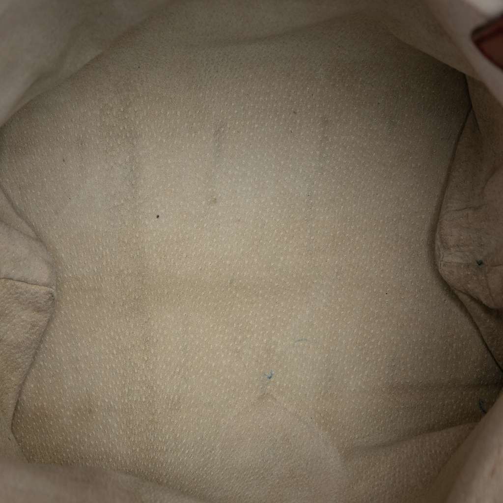 Burberry Haymarket Check Coated Canvas Tote Beige Canvas Very good condition - Model View