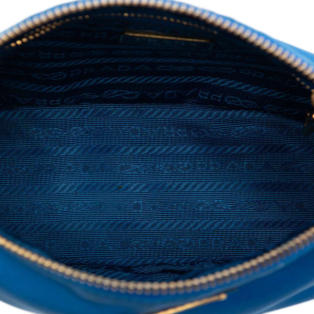 Prada Tessuto Pouch Blue Very good - Model View