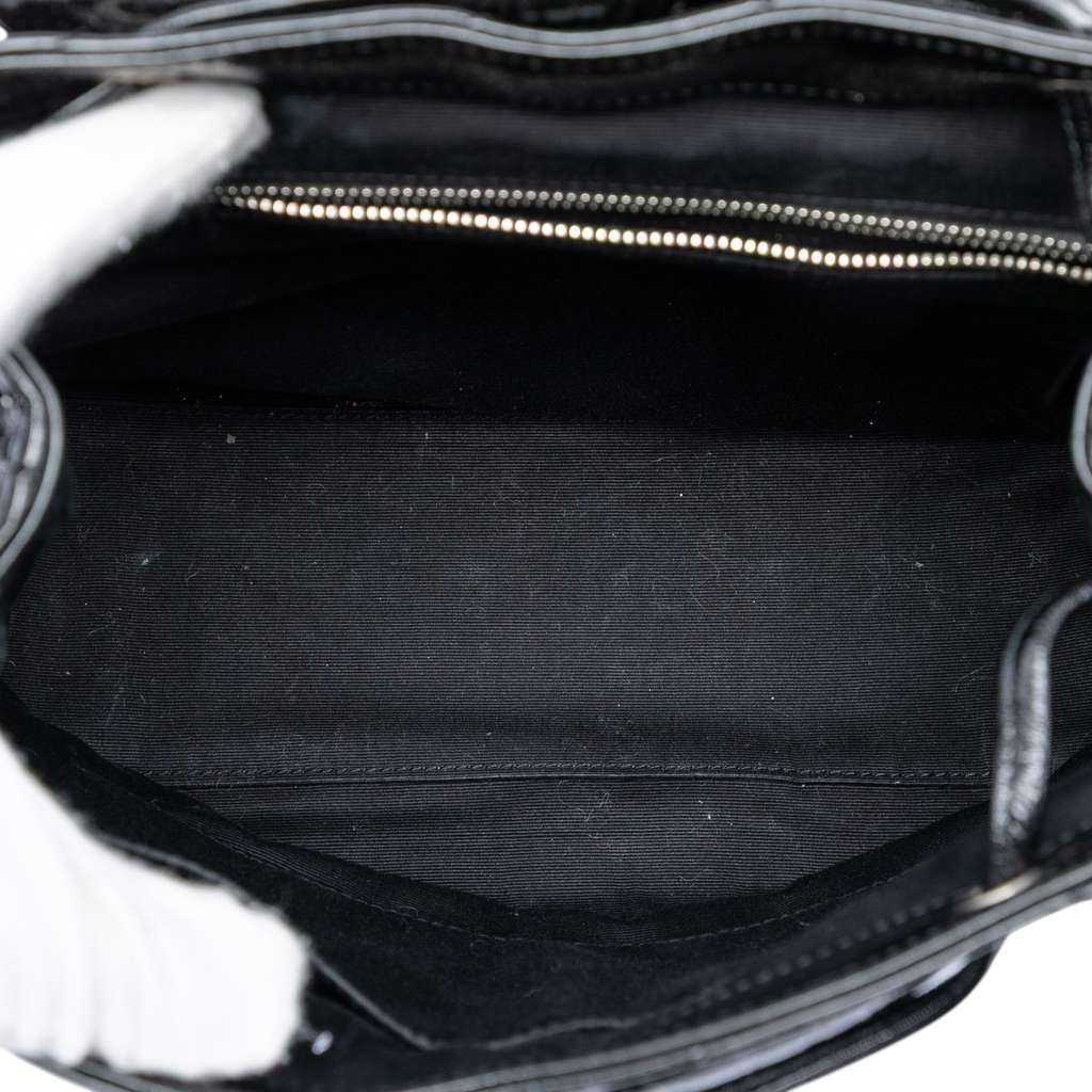 Saint Laurent Small Matelasse Patent Monogram LouLou Backpack Black Leather Very good - Model View