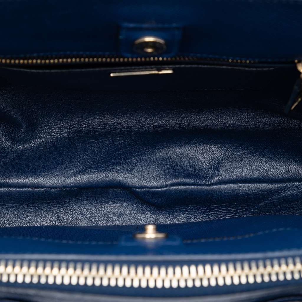 Prada Saffiano Cuir Double Zip Top Handle Bag Blue Leather Very good - Model View
