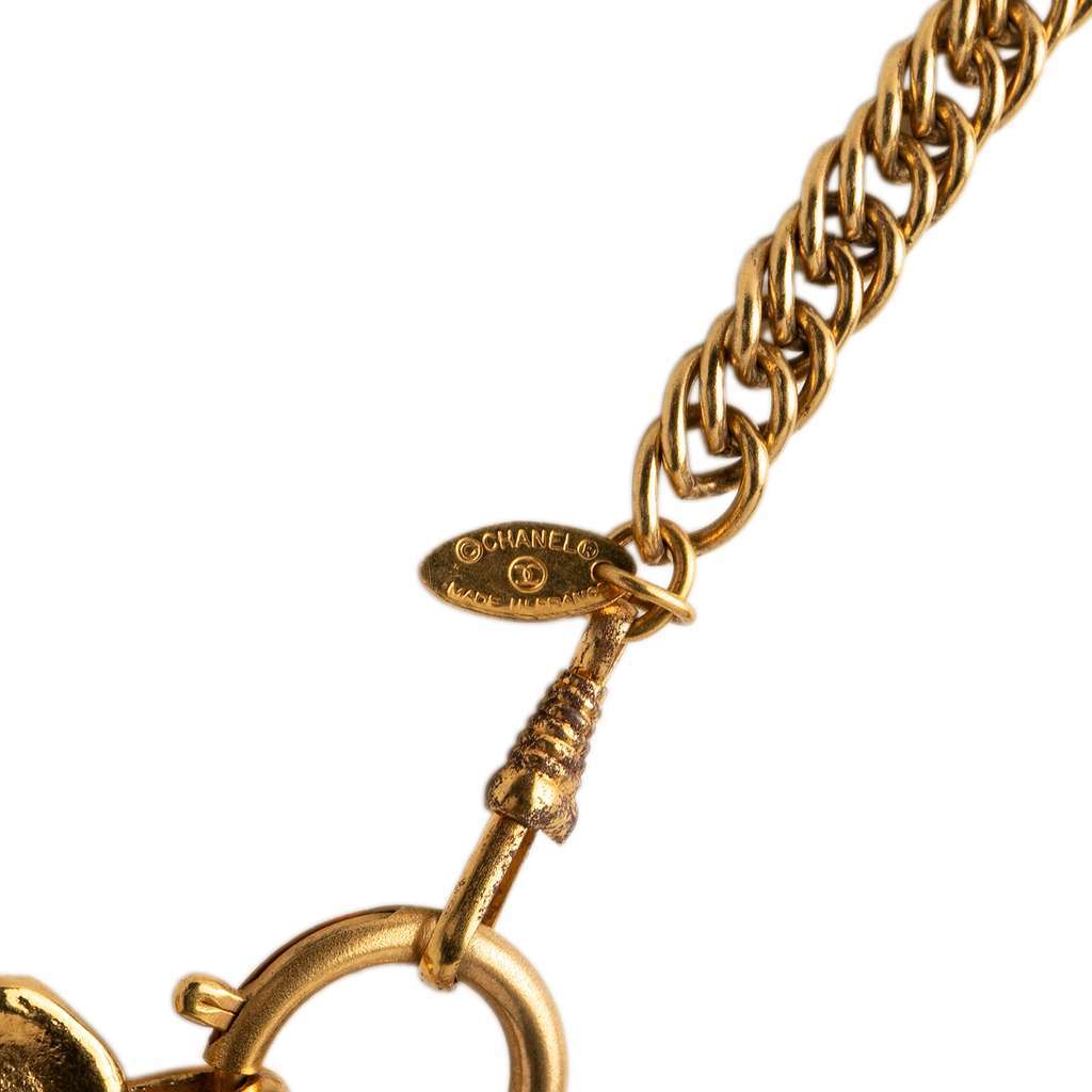 Chanel Gold Plated 31 Rue Cambon Plaque Pendant Necklace Gold Metal Very good - Model View