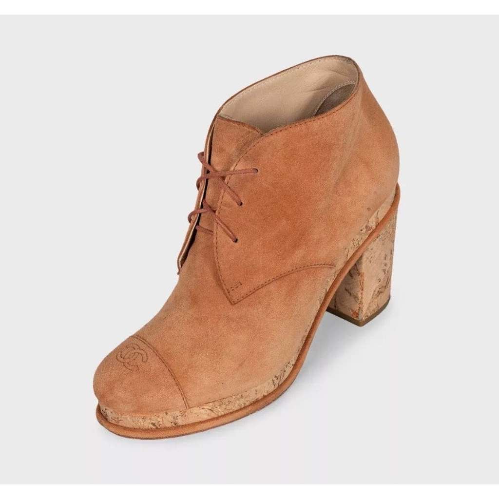 Chanel Lace Up Ankle Boots Brown Suede Very good condition - Inside View