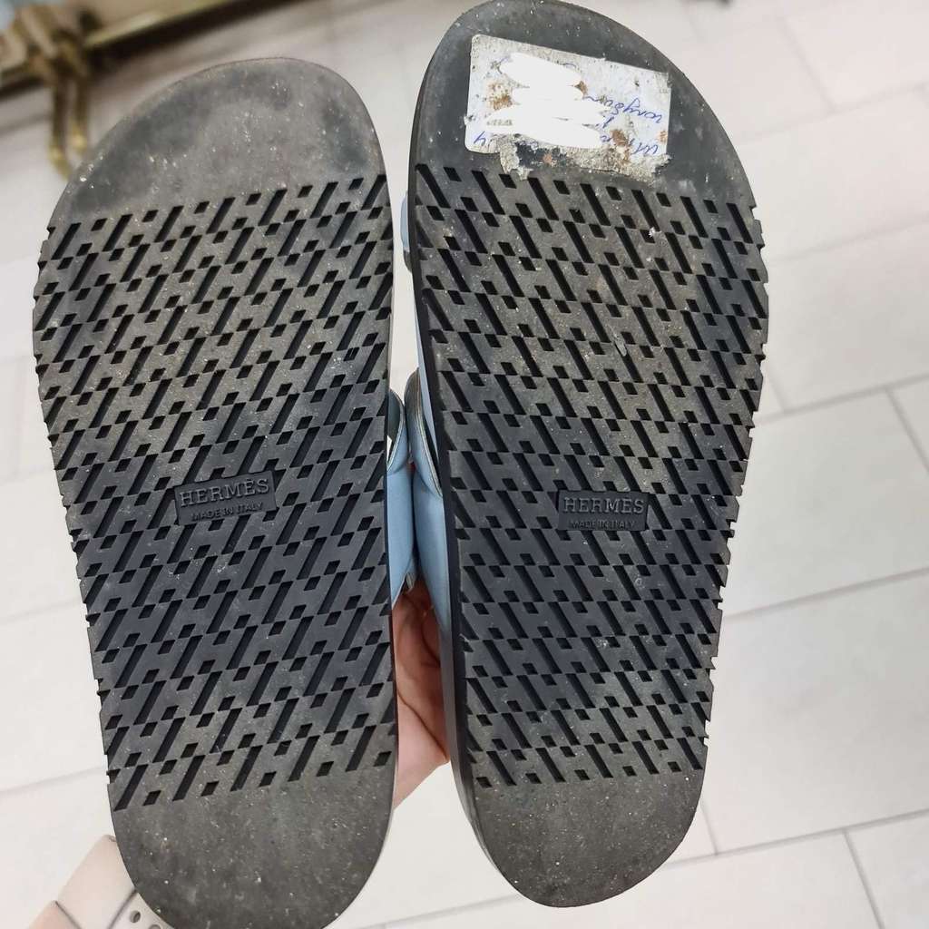 Hermès Hermes Extra Sandals Flip Flops Blue Leather Very good condition - Model View