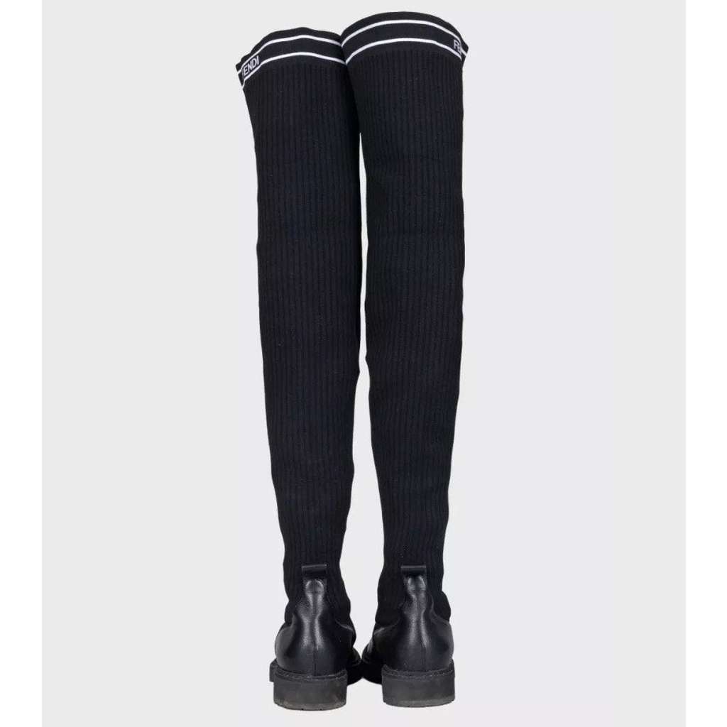 Fendi Over the Knee Boots Black Leather Good condition - Model View