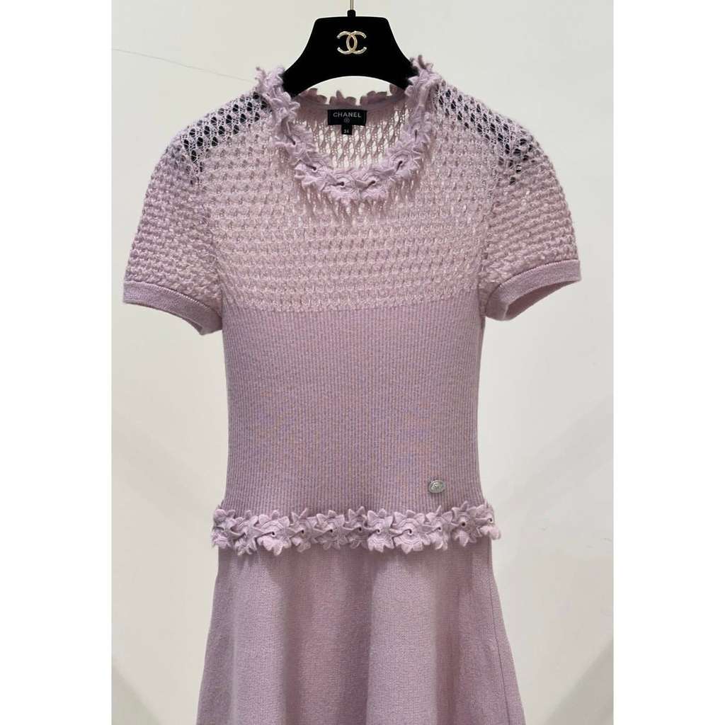 Chanel 17A Flower Trim Embroidery Knit Pink Cotton Very good condition - Back View