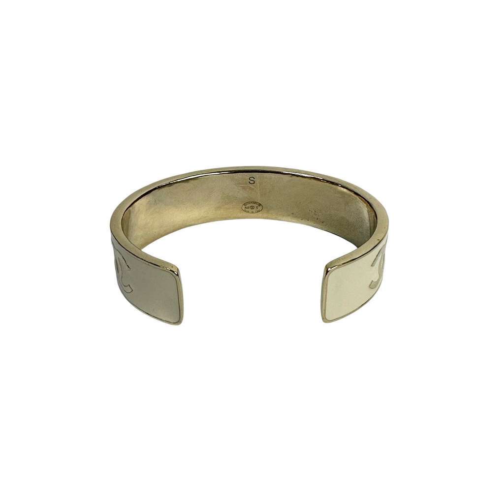 Chanel 22S Logo Cuff Bracelet Gold Very good condition - Inside View