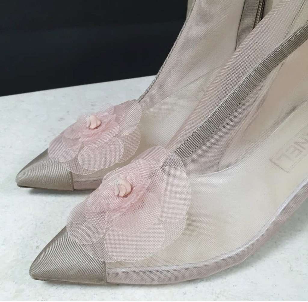 Chanel Mesh and Grosgrain Flower Cap Pink Leather Very good condition - Inside View