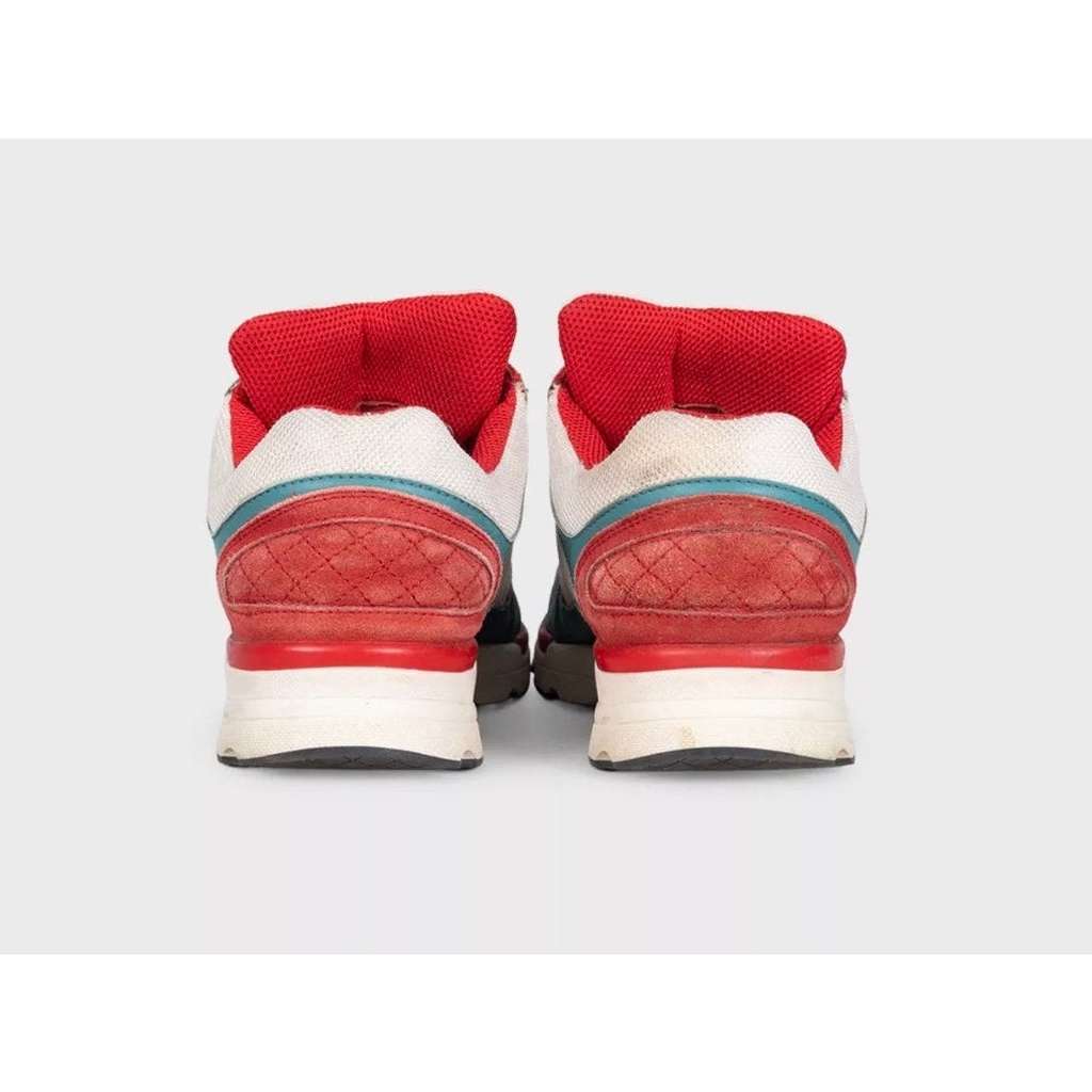Chanel CC Logo Sneakers MultiColor Leather Very good condition - Model View