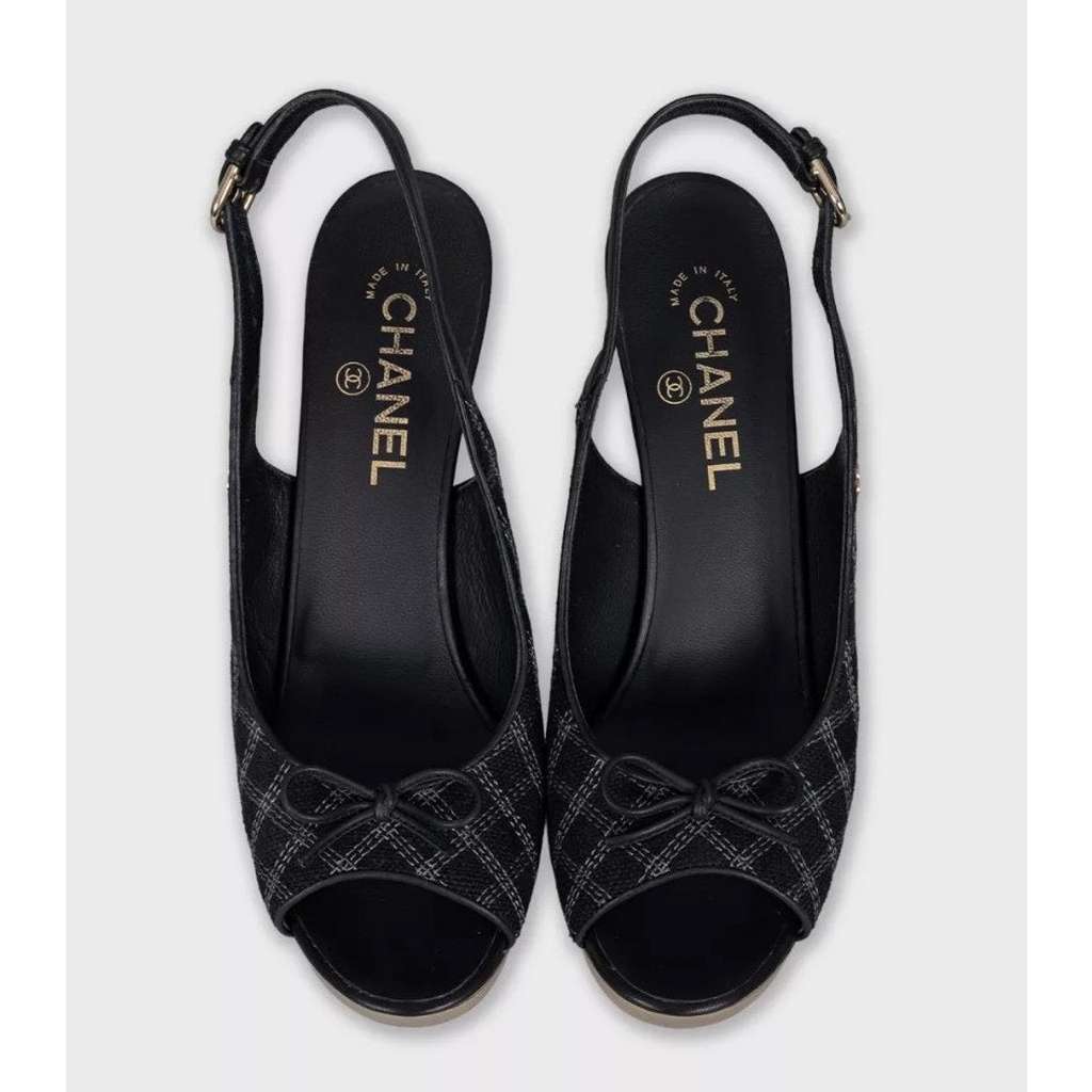 Chanel Slingbacks Black Leather Very good condition - Back View