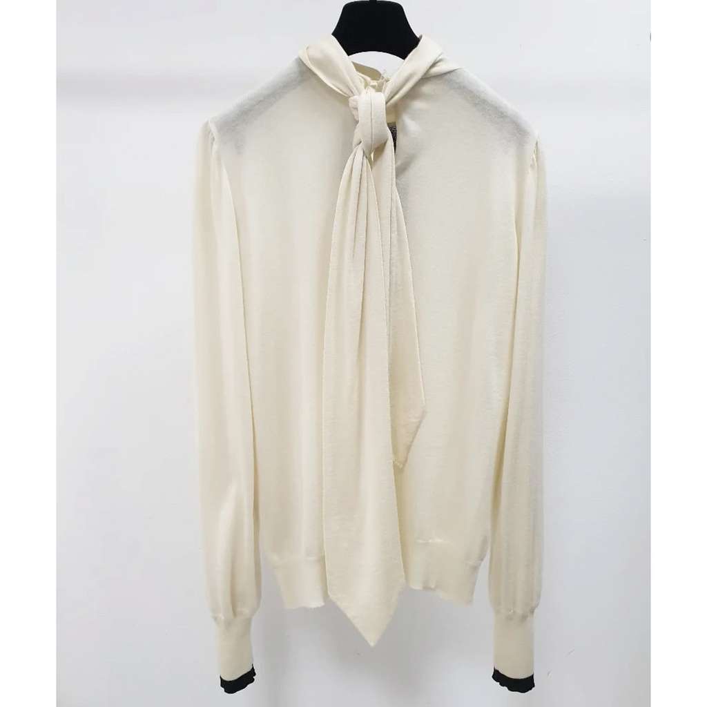 Chanel Tie Neck Blouse Black Wool Good condition - Back View