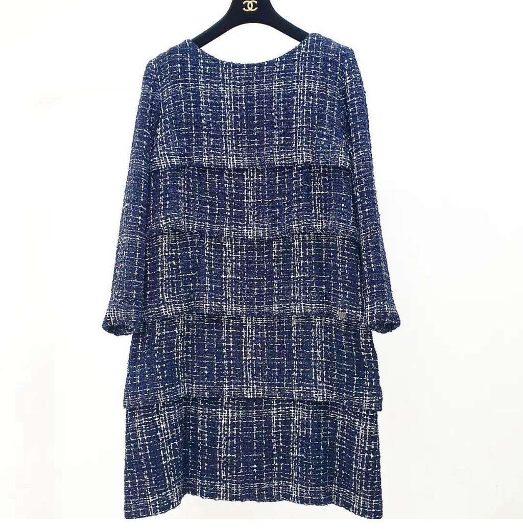 Chanel 7,2K$ Runway Dress Black Tweed Very good condition - Back View