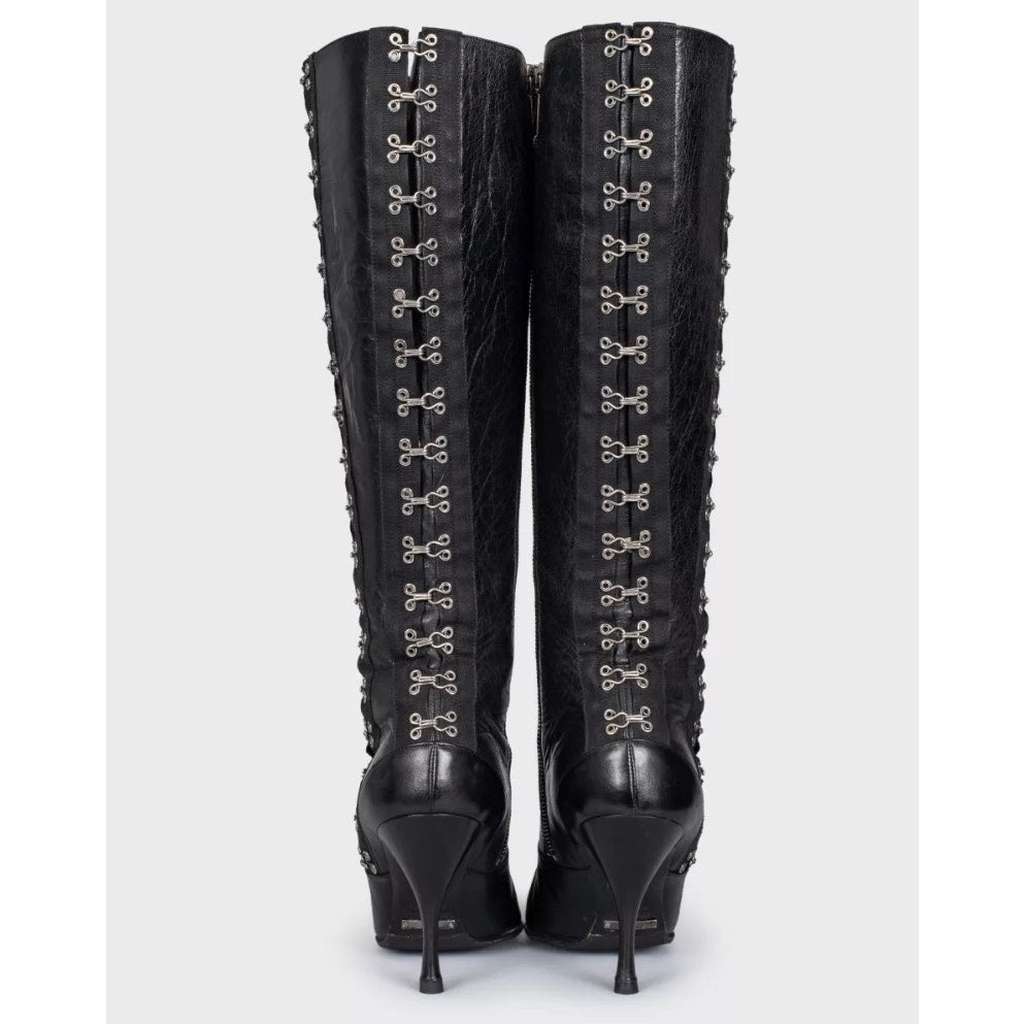 Dolce & Gabbana Knee High Stiletto Boots Black Leather Very good condition - Model View