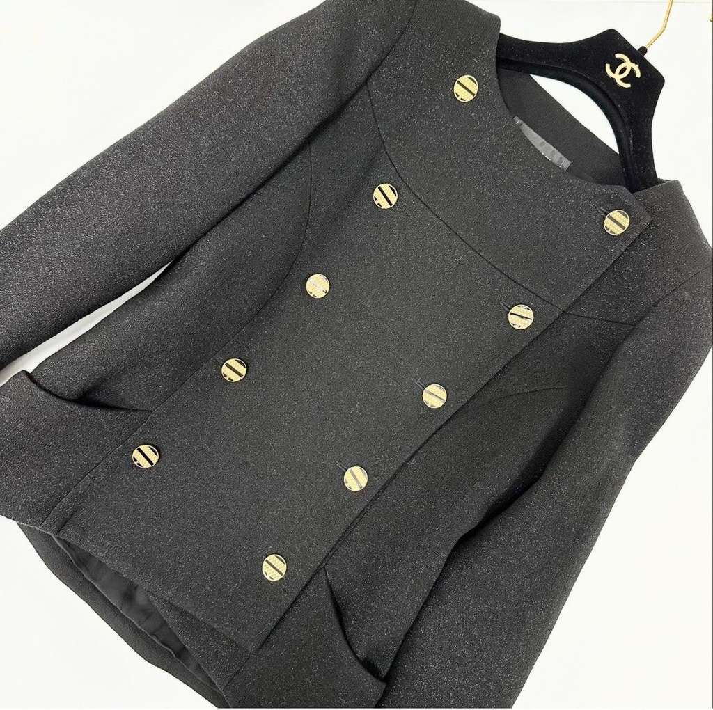 Chanel 19A Jacket Blazer Black Wool Very good condition - Back View