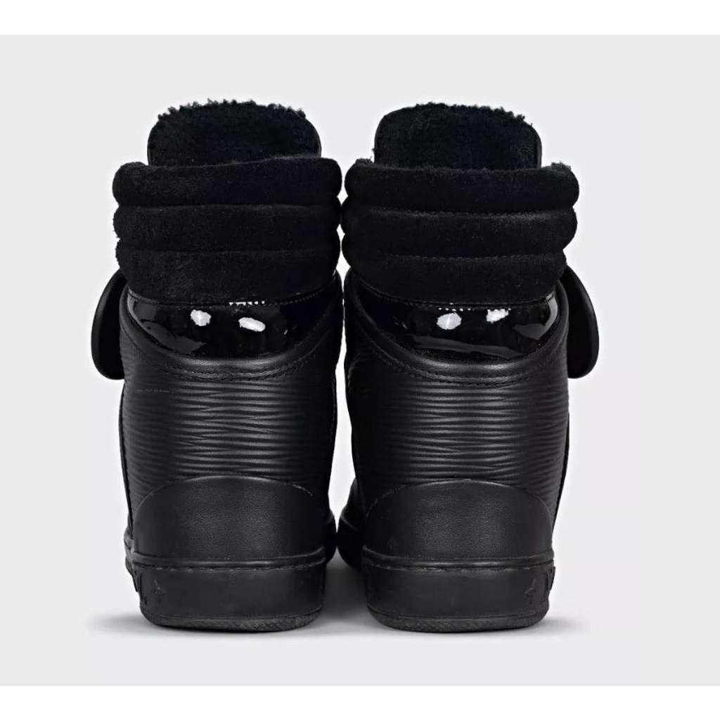 Louis Vuitton Wedge Sneakers Black Leather Good condition - Model View