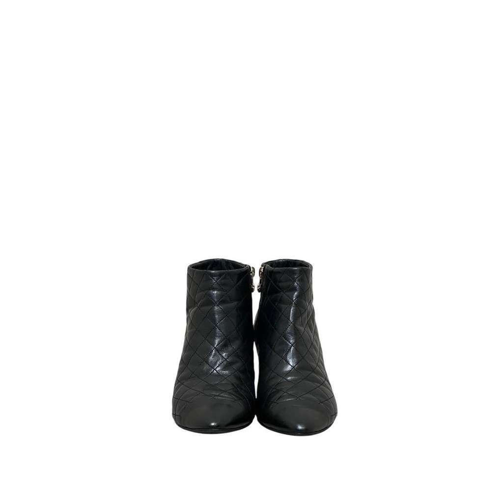 Chanel 2015 Camellia Accents Booties Camel Leather Very good condition - Inside View