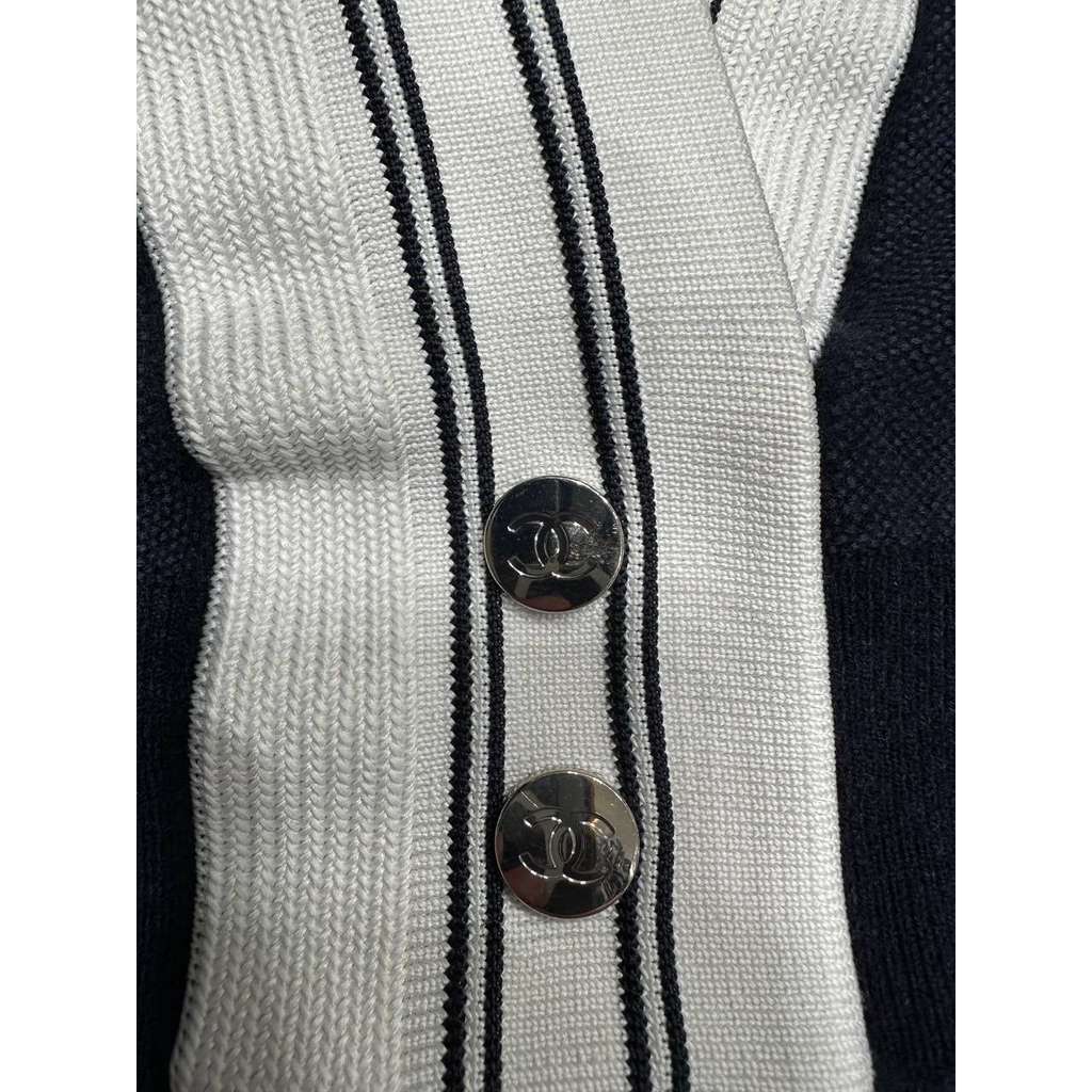 Chanel Bra Top Cardigan Set Black Wool Very good condition - Inside View