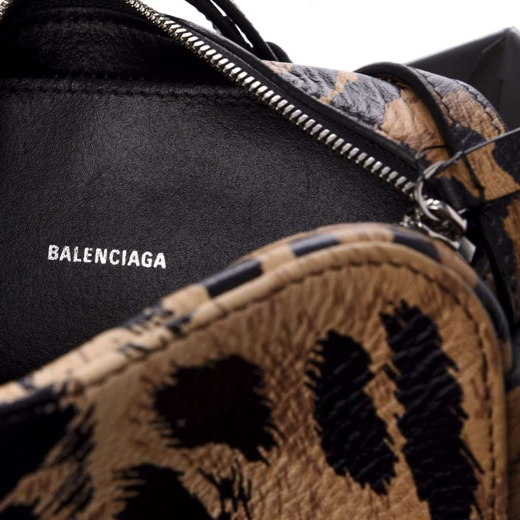 Balenciaga Balenciaga Calfskin Logo Printed Leopard XS Everyday Camera Bag Beige Leather Never worn, with tag - Box View