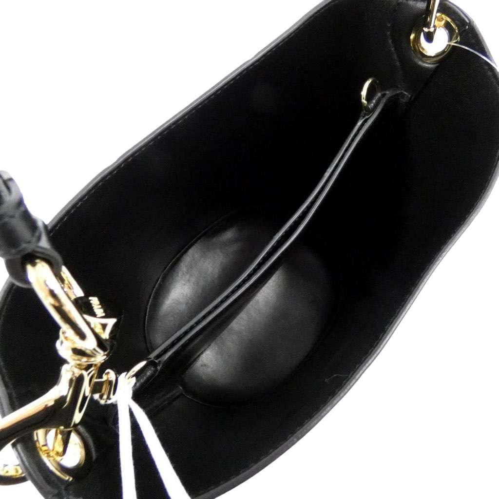 Prada Prada Soft Calf Leather Bucket Crossbody Handbag Nero Black Black Leather Never worn, with tag - Model View