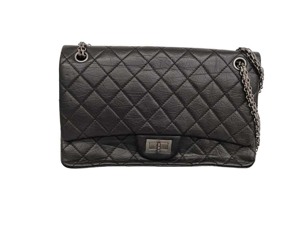 Chanel Cross-body Bag Black Leather Good condition - Front View