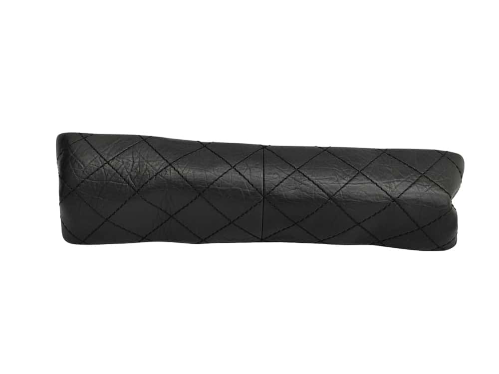 Chanel Cross-body Bag Black Leather Good condition - Model View