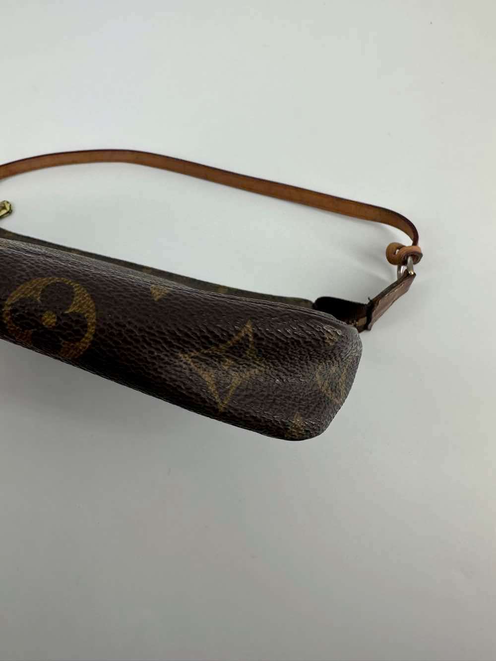 Louis Vuitton Pochette Accessoire Brown Canvas Good condition - Box View