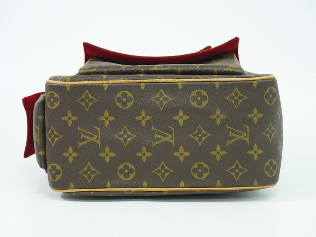 Louis Vuitton Excentri-Cite Handbag Brown Canvas Good condition - Inside View