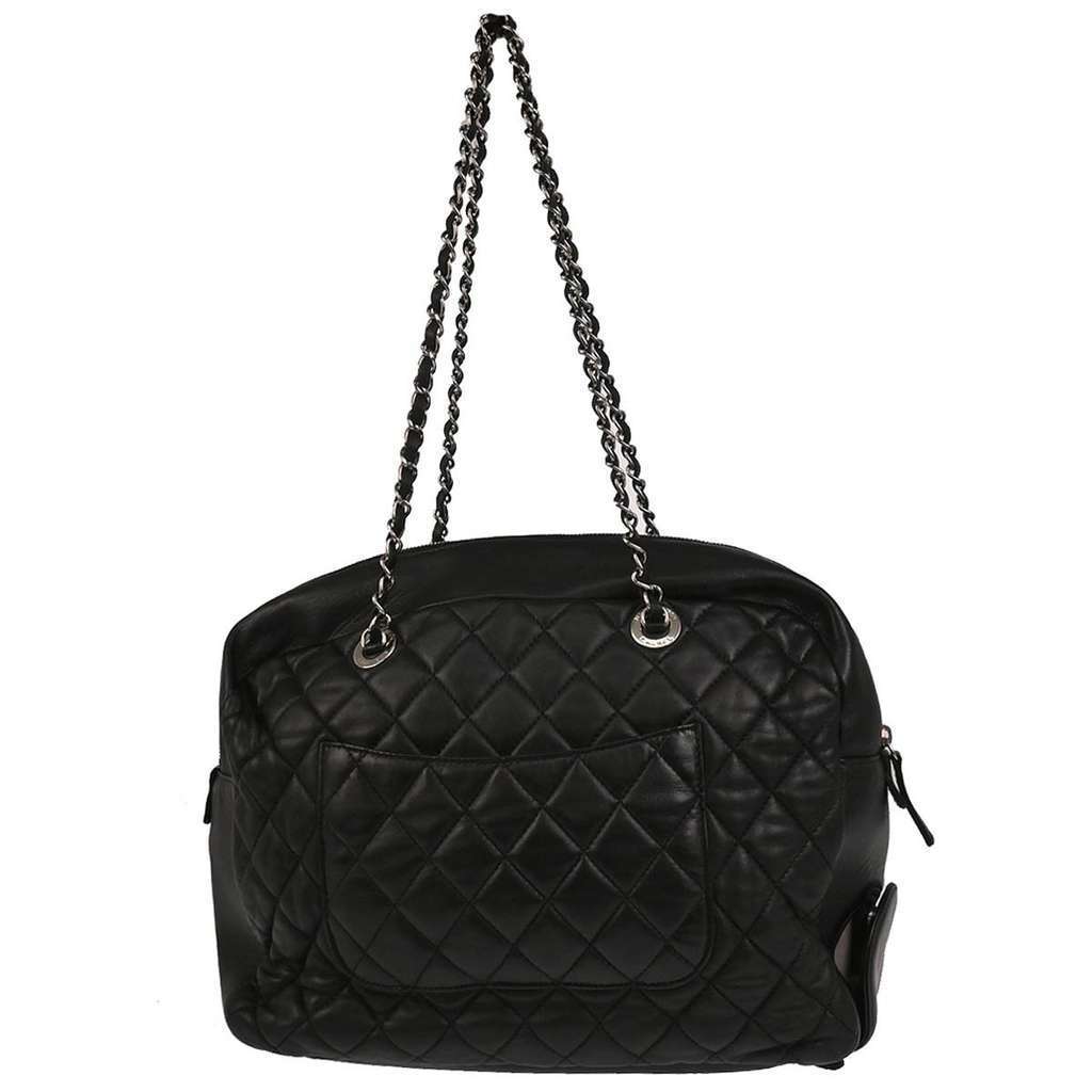 Chanel Reissue Camera Bag Black Leather Good condition - Back View