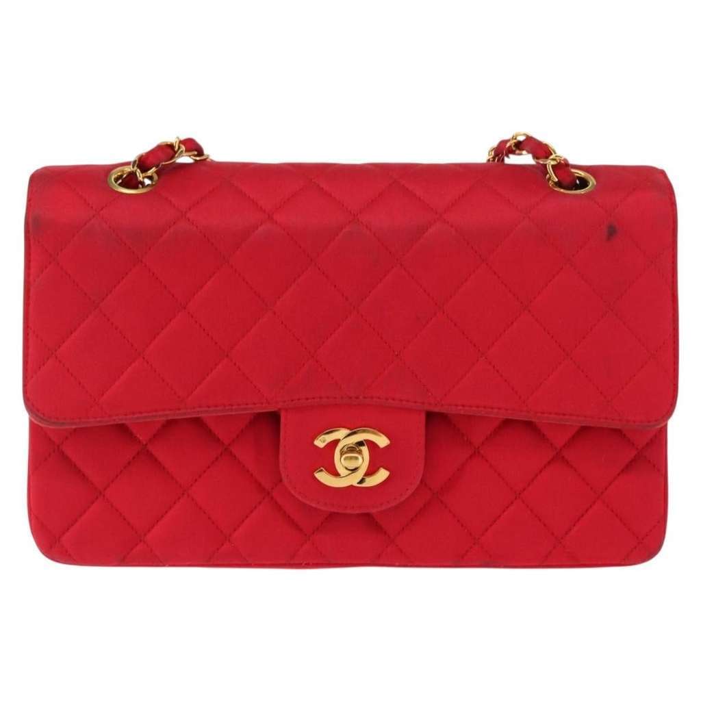 Chanel Timeless - Classic Double Flap Bag Red Satin Fair condition - Front View