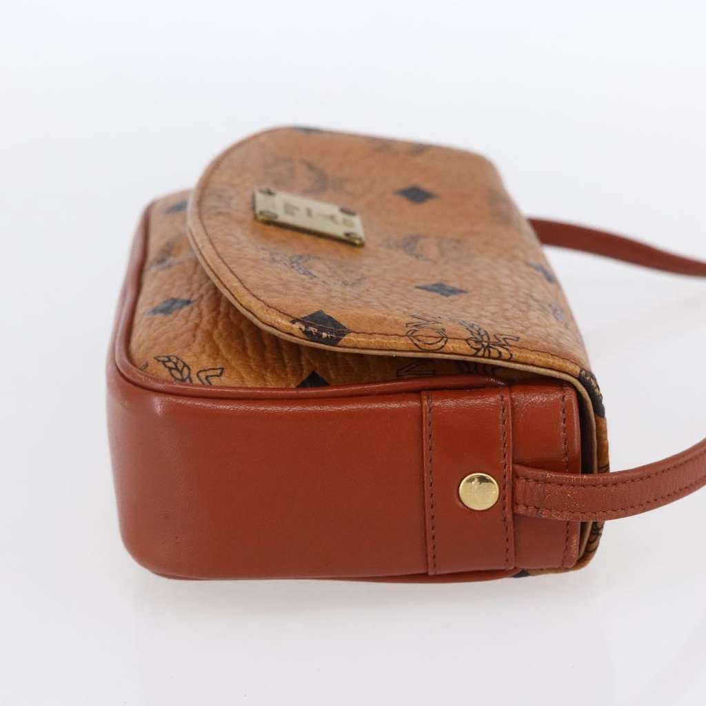 Mcm Visetos Shoulder bag Brown Canvas Good condition - Model View