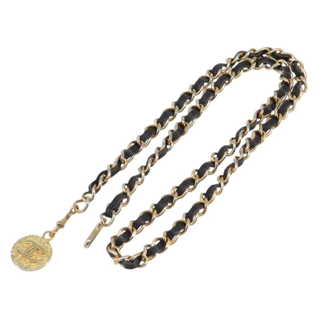 Chanel Vintage Logo Chain Belt Black Metal Fair condition - Model View