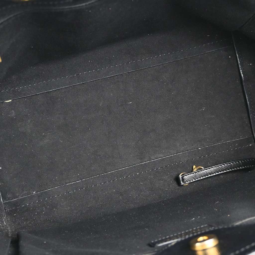 Chanel Deauville Tote Black Leather Good condition - Inside View