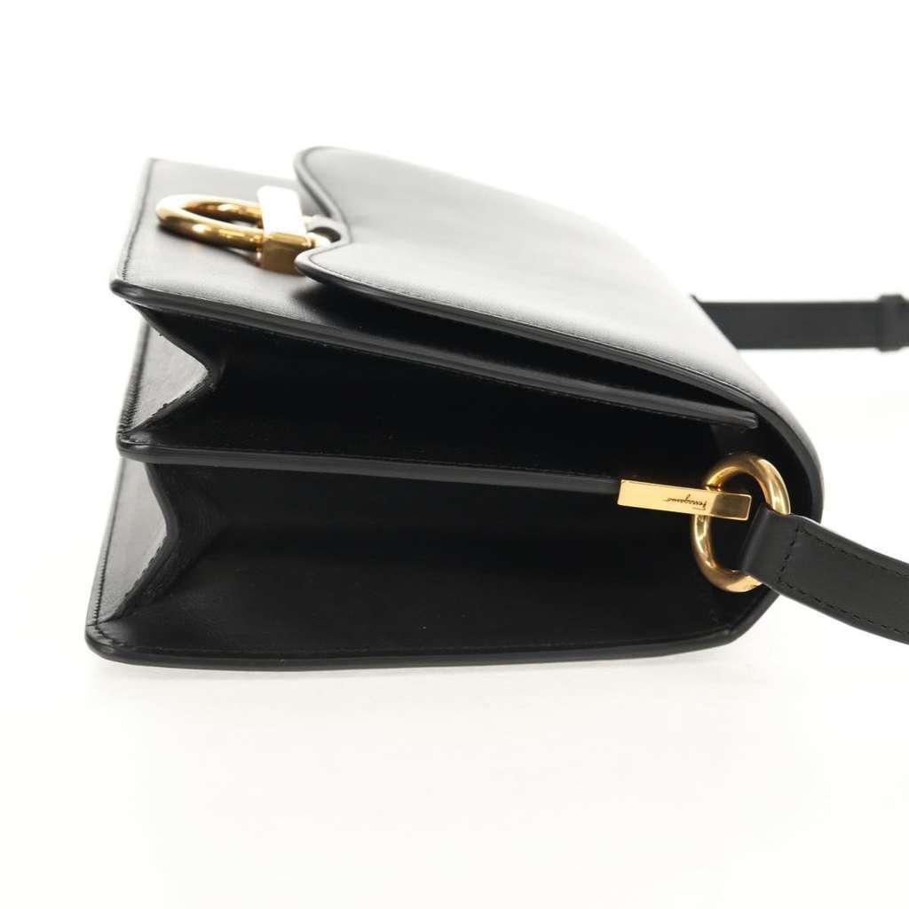 Salvatore Ferragamo Joanne Shoulder Bag Black Leather Very good condition - Model View