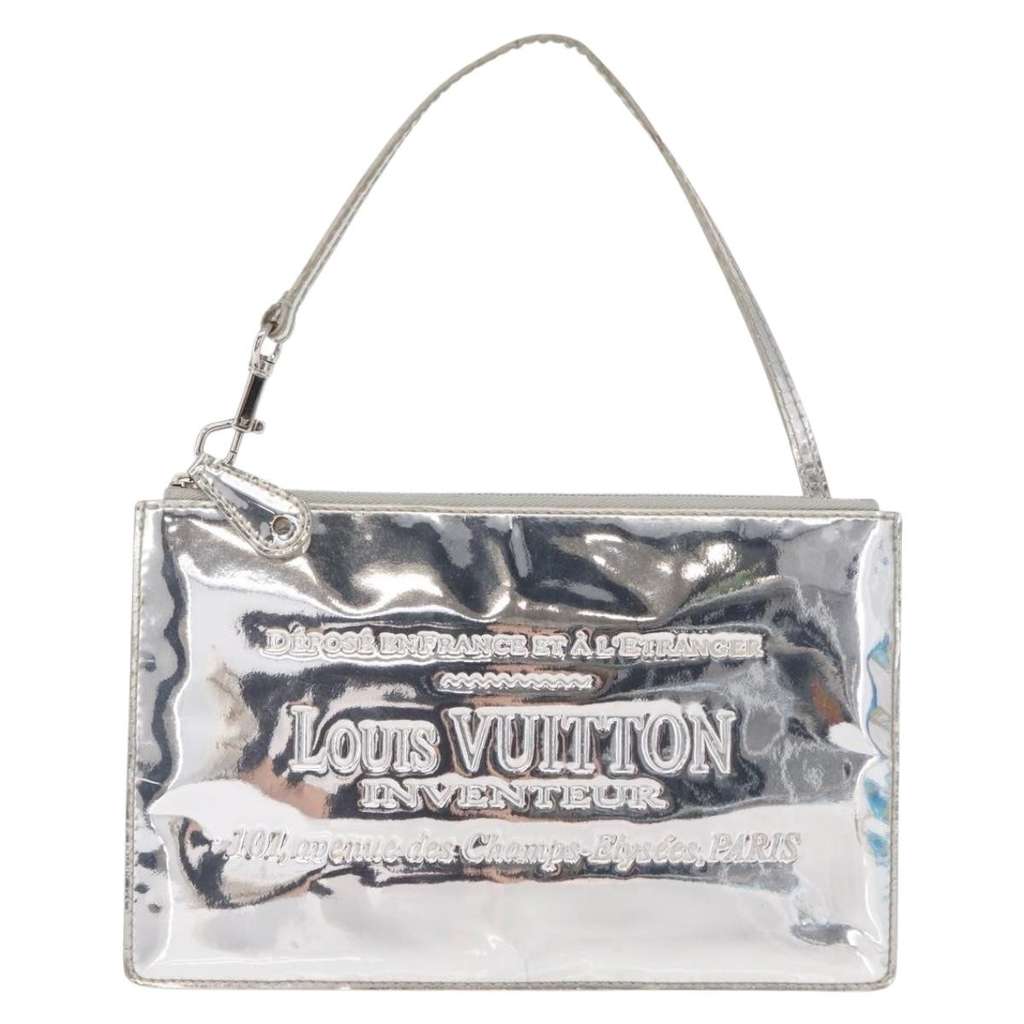 Louis Vuitton Pochette Clutch Silver Good condition - Front View