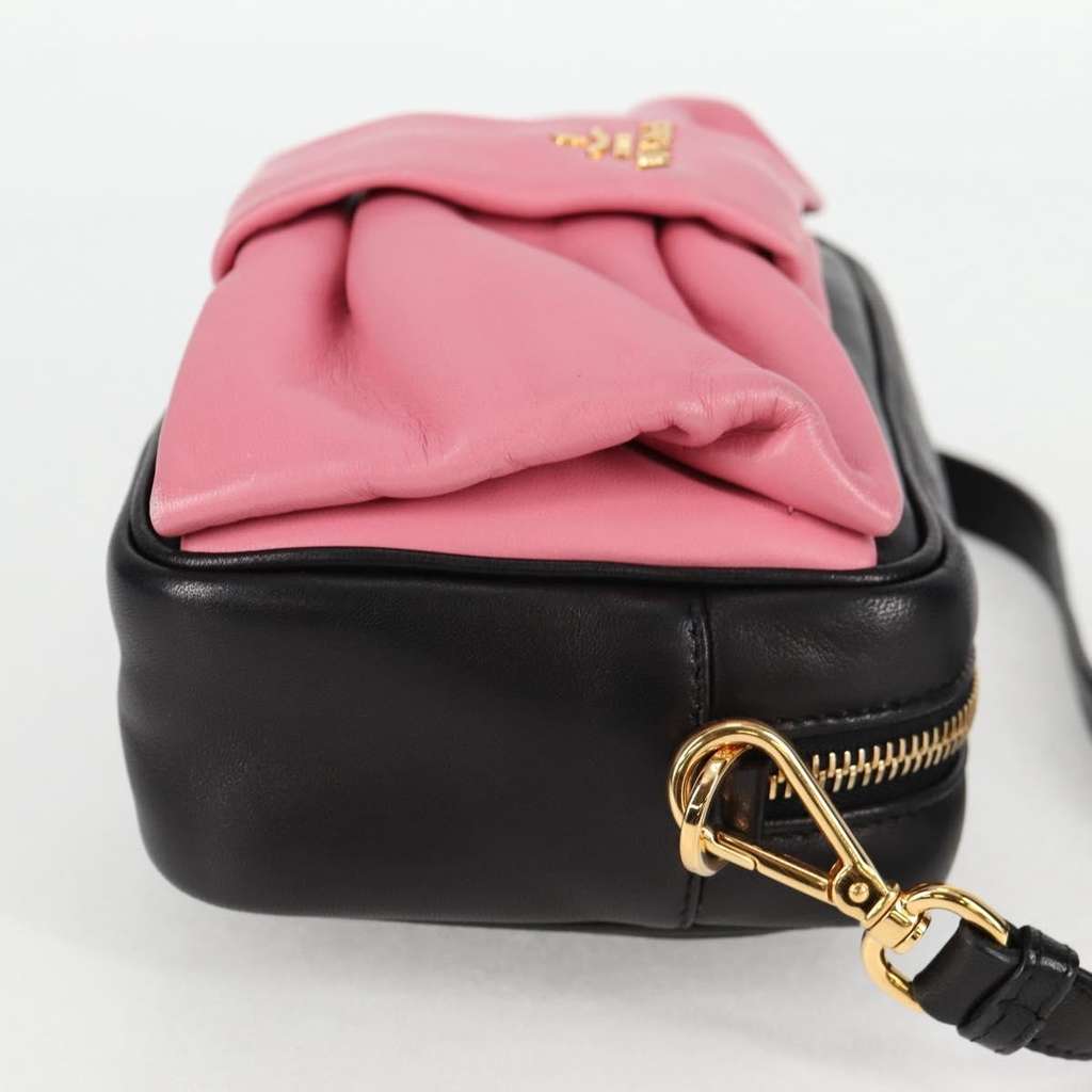 Prada Bow Camera Crossbody Bag Black Leather Good condition - Model View