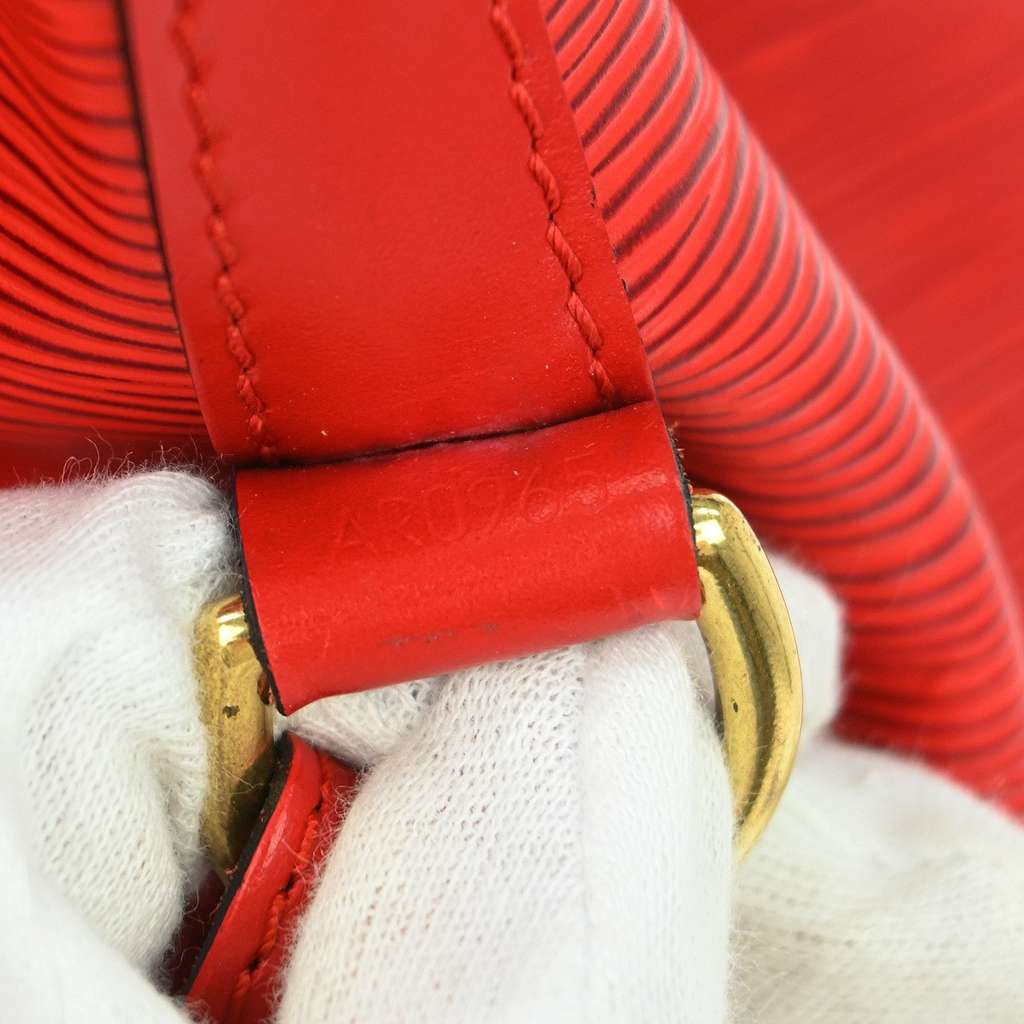 Louis Vuitton Petit Noe Handbag Red Leather Good - Box View