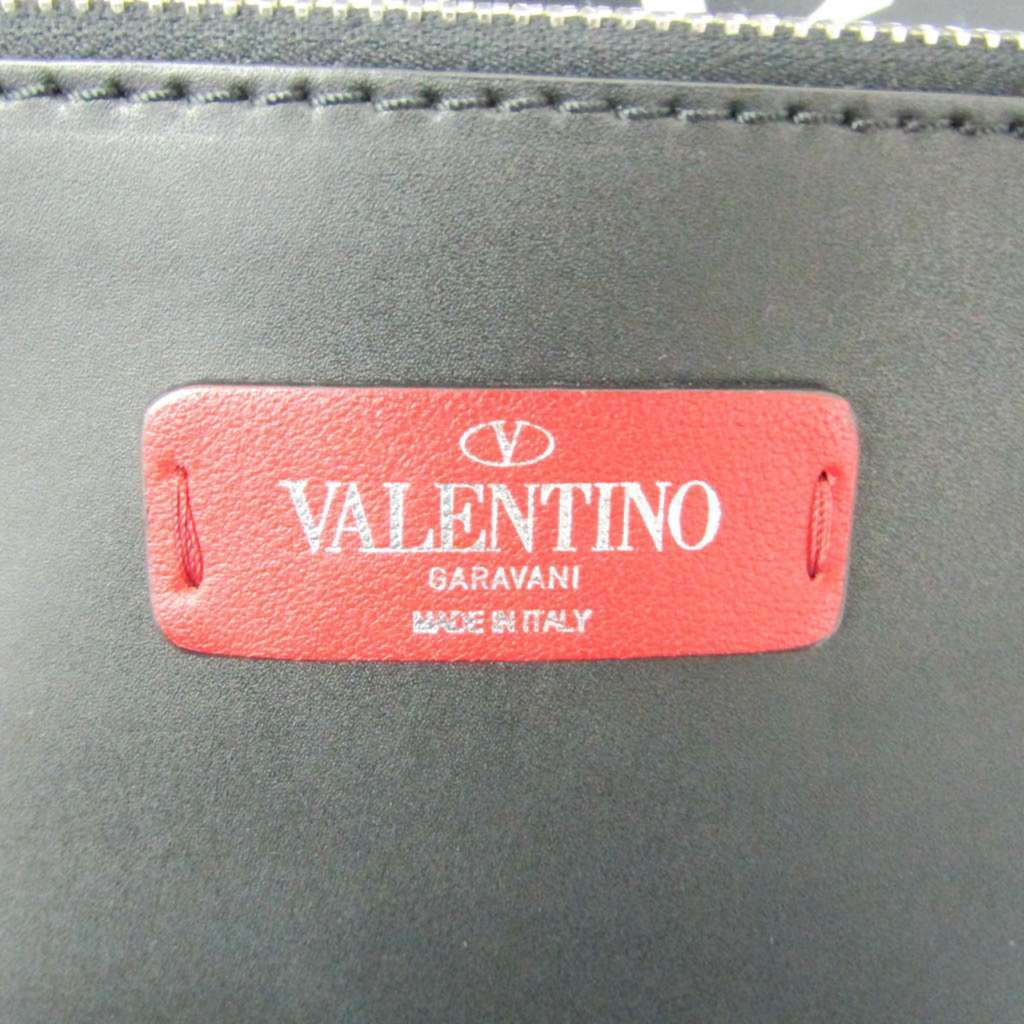 Valentino Garavani VLTN Tote Black Leather Good - Model View