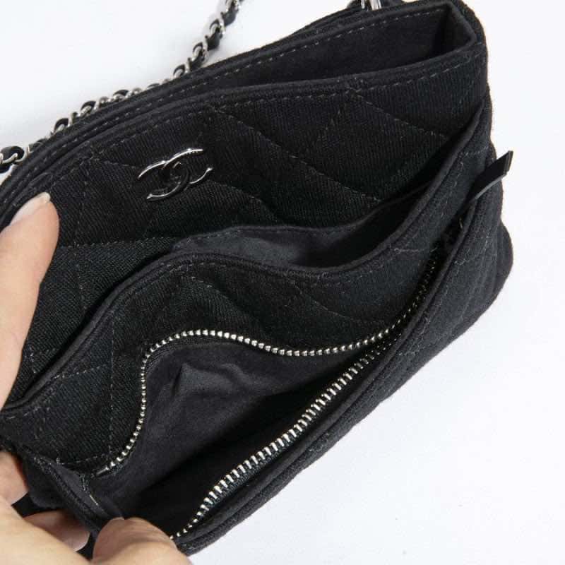 Chanel Wallet on chain Black Never worn - Inside View