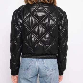 Chanel Down jacket Black Very good condition - Box View