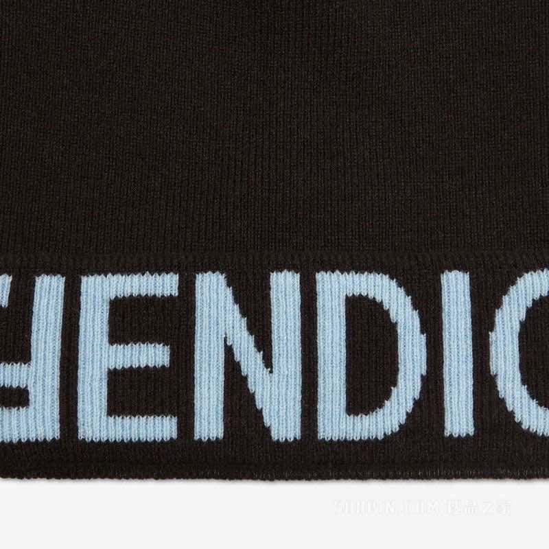 Fendi Beanie Brown Wool Never worn - Model View