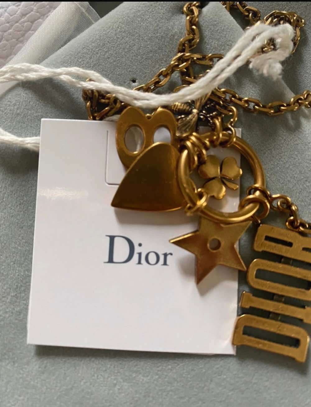 Dior Product Gold Metal Very good condition - Inside View