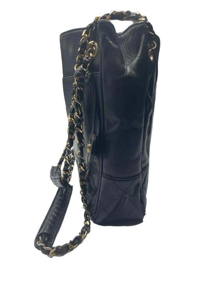 Chanel Product Black Leather Good condition - Inside View