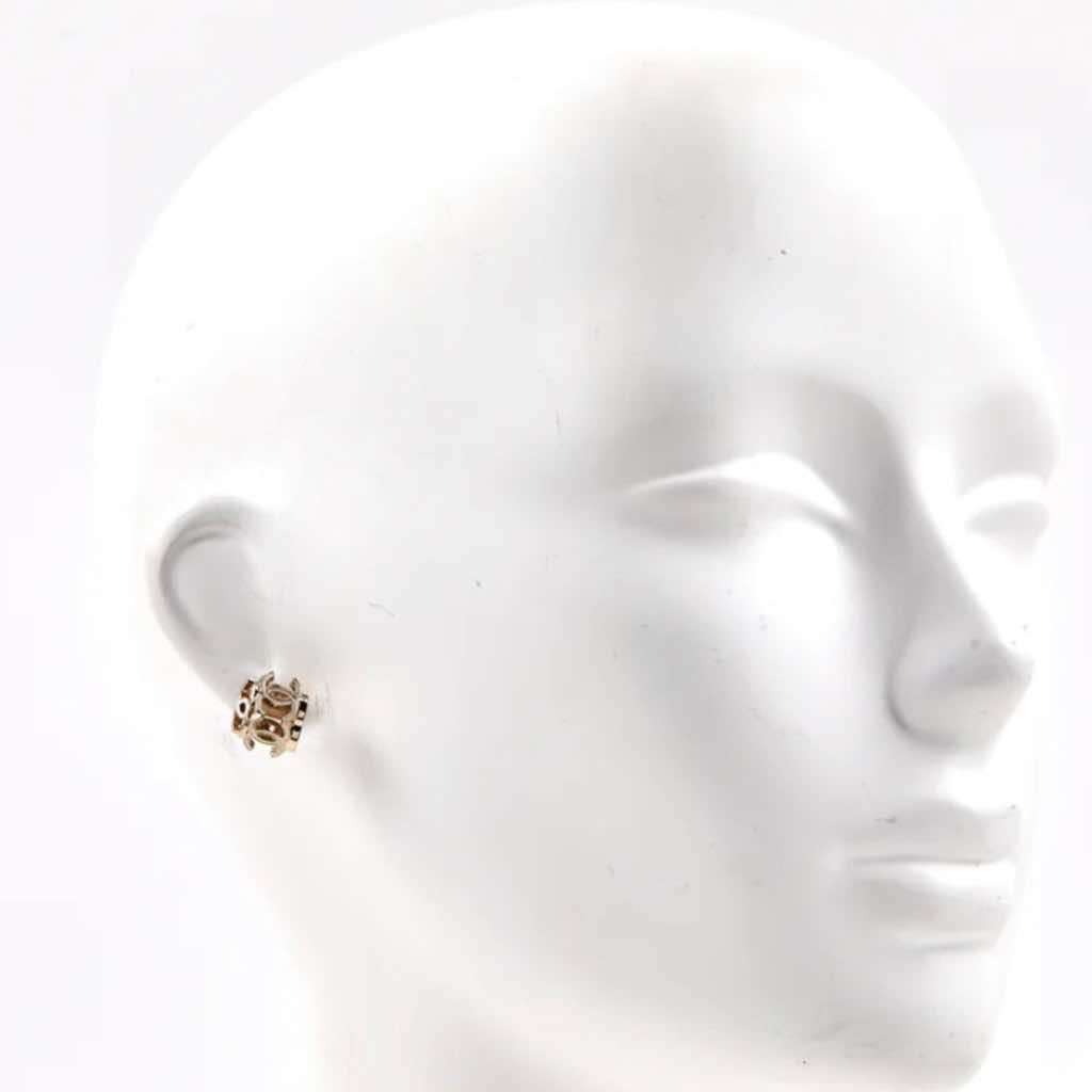 Chanel Product Gold Metal Very good condition - Model View