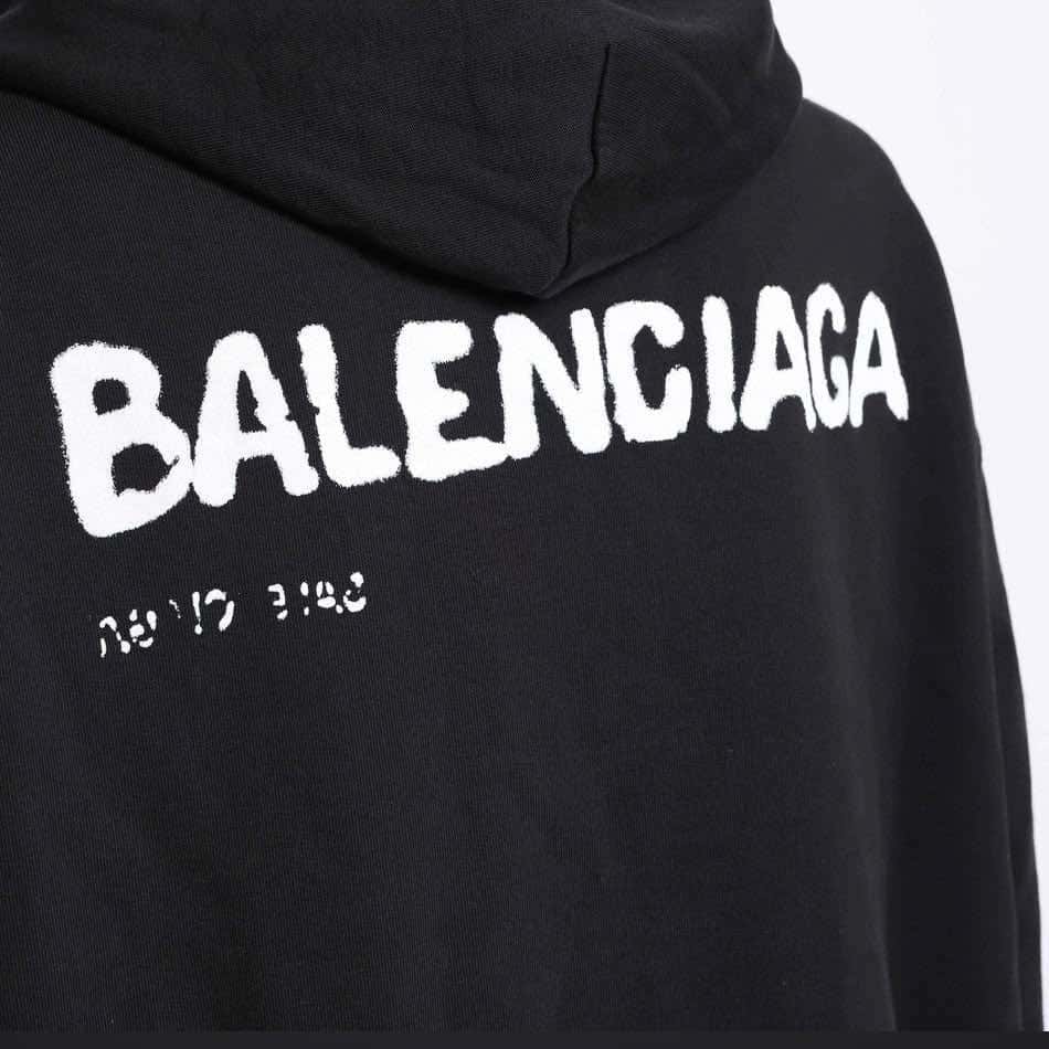Balenciaga Black and whit. oversized cut Black Cotton Never worn, with tag - Model View